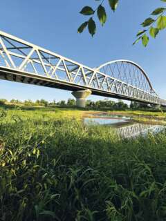 Elbbrücke in der Totalen Elbbrücke in der Totalen